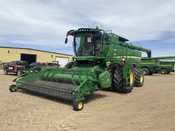 2017 John Deere S680
price reduced