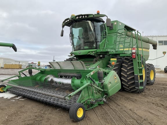 2016 John Deere S690