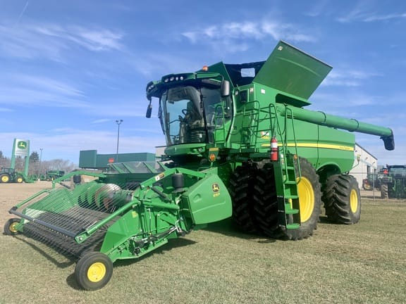 2017 John Deere S680
price reduced