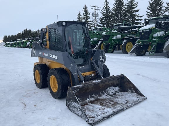 2023 John Deere 324G