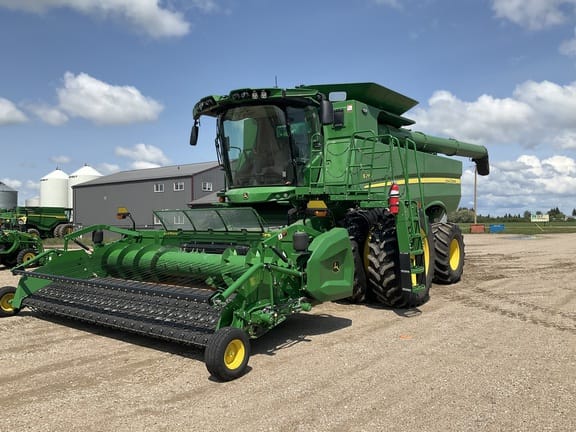 2023 John Deere S770