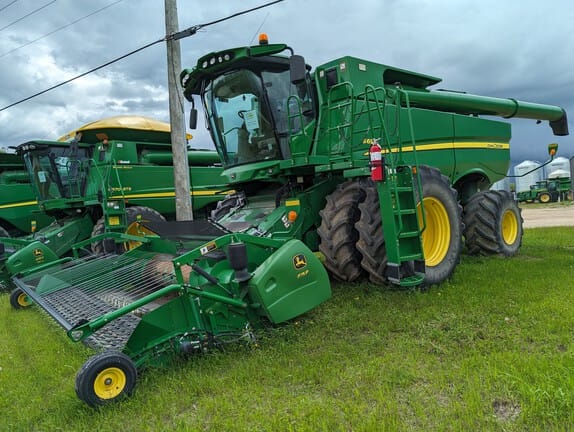 2013 John Deere S690
                                price reduced