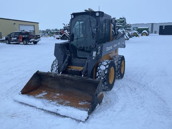2023 John Deere 324G