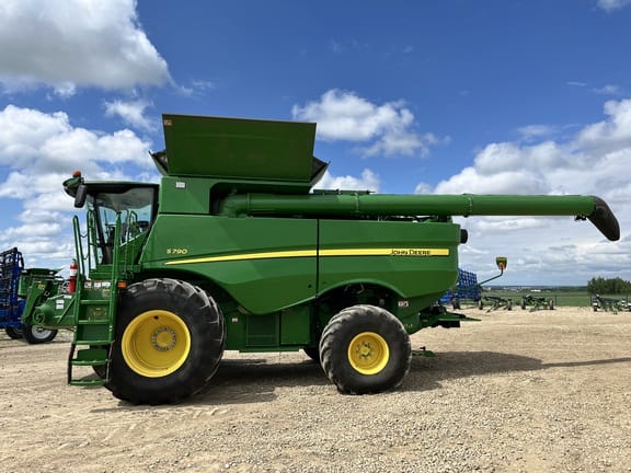 2019 John Deere S790
price reduced