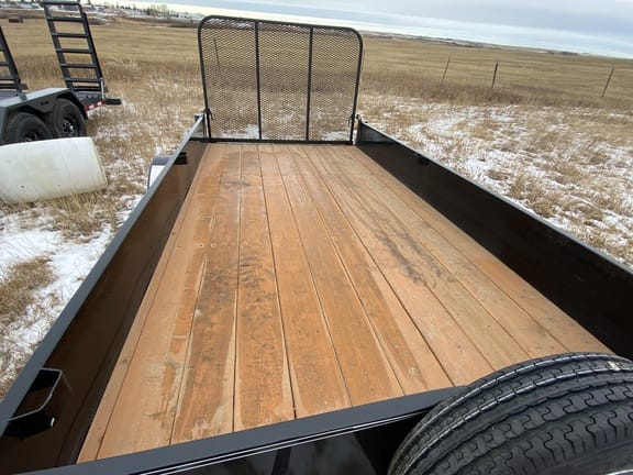 General Trailer Oasis Trailer
                                price reduced