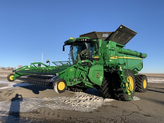 2022 John Deere X9 1000