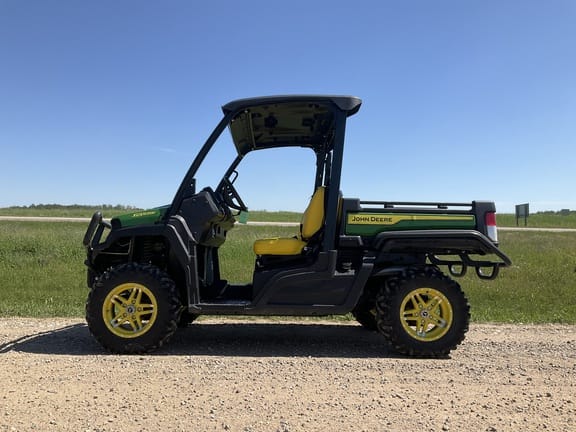 2022 John Deere XUV 835M