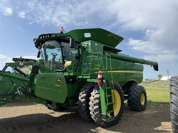 2013 John Deere S690