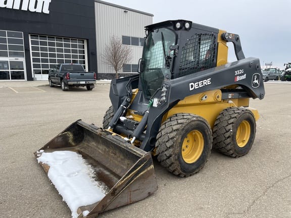 2023 John Deere 332G