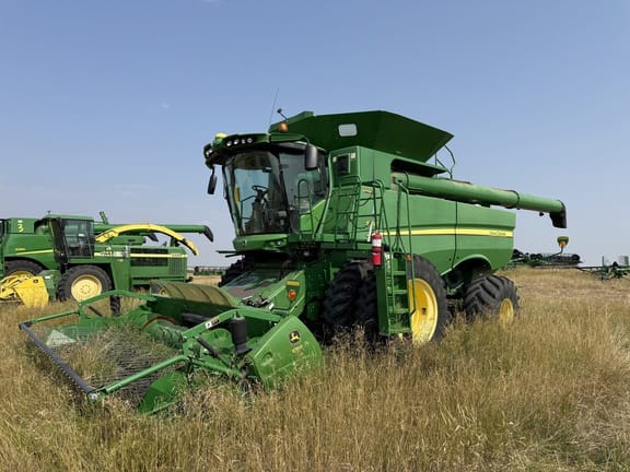 2013 John Deere S690
                                price reduced
