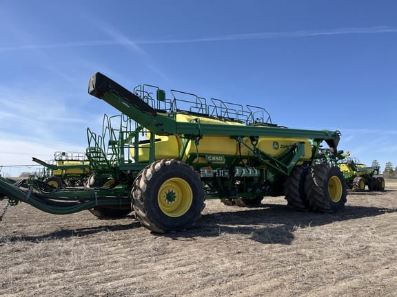 2018 John Deere 1870