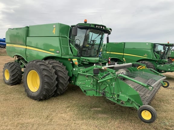 2013 John Deere S690
price reduced