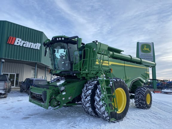 2022 John Deere X9 1000