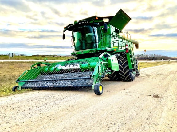 2012 John Deere S680
price reduced
