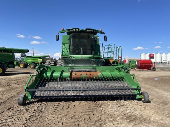 2013 John Deere S690