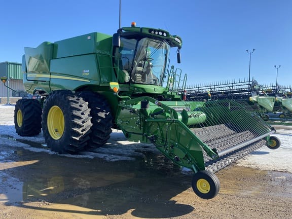 2018 John Deere S780
                                price reduced