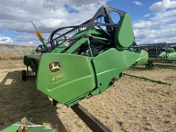 2005 John Deere 635F