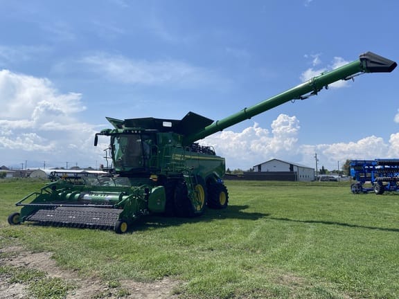 2022 John Deere X9 1000