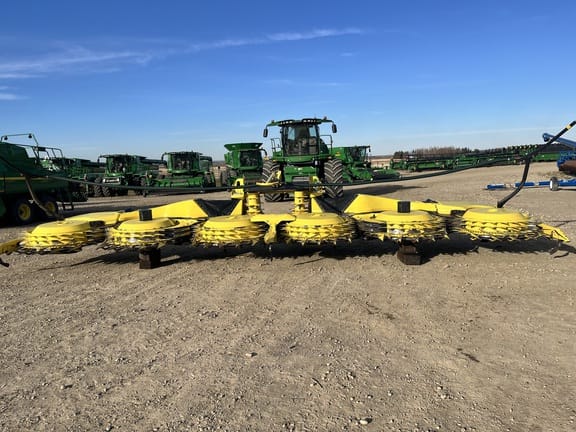2022 John Deere 772
                                price reduced