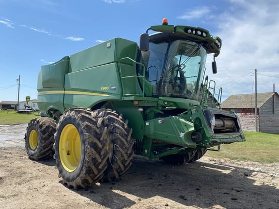 2013 John Deere S680