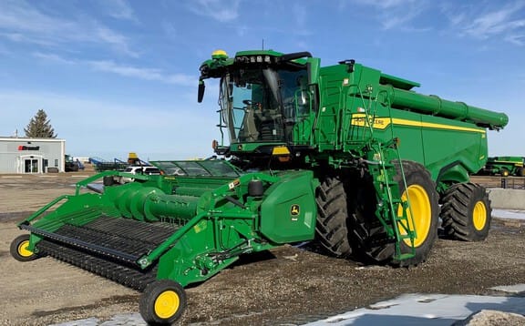 2022 John Deere X9 1000