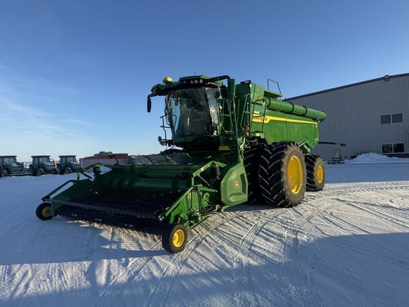 2022 John Deere X9 1000