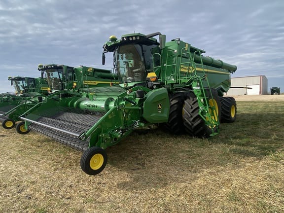 2022 John Deere X9 1000