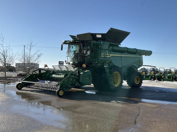 2022 John Deere X9 1000