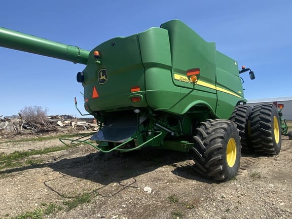2015 John Deere S680