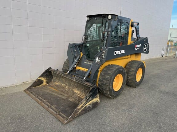2023 John Deere 324G