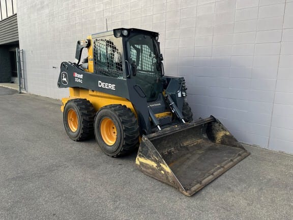2023 John Deere 324G