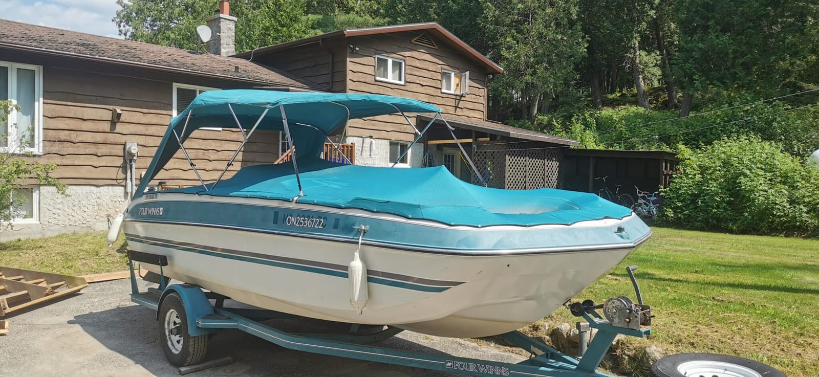 1994 Four Winns 194 Candia Deck Boat