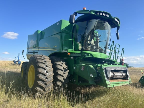 2019 John Deere S790
                                price reduced