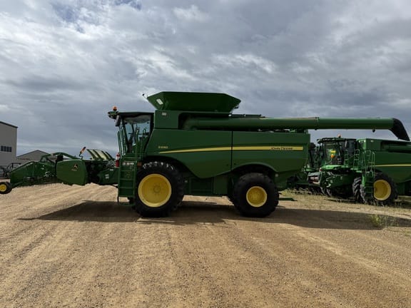 2013 John Deere S690
                                price reduced