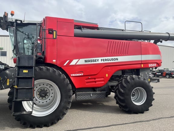 2017 Massey Ferguson 9565
                                price reduced