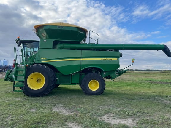 2017 John Deere S690
price reduced