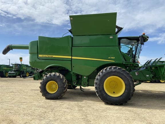 2019 John Deere S790
price reduced
