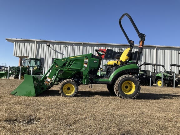 2018 John Deere 1025R