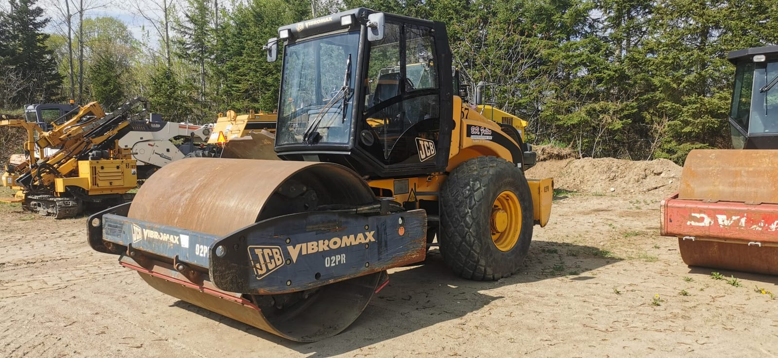 2007 JCB VM115D 84″ Compactor