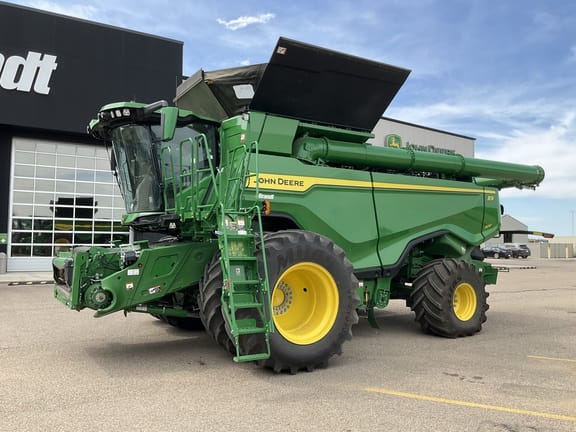 2023 John Deere X9 1100
                                price reduced