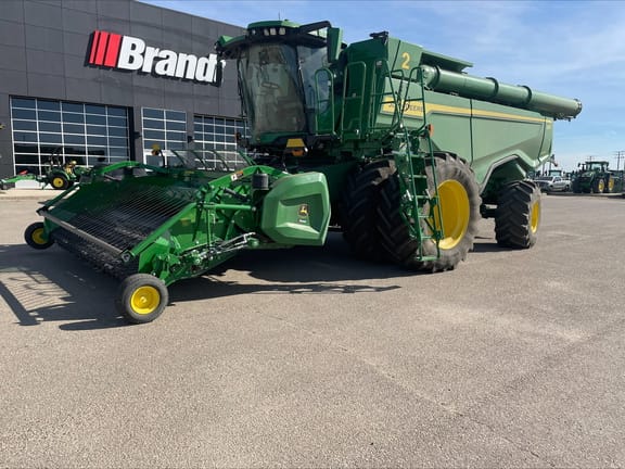 2023 John Deere X9 1100
