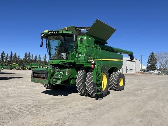 2017 John Deere S680
price reduced
