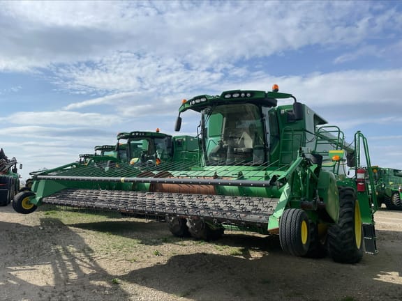 2014 John Deere S670
price reduced
