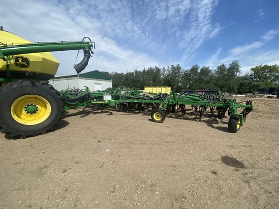 2014 John Deere 1870