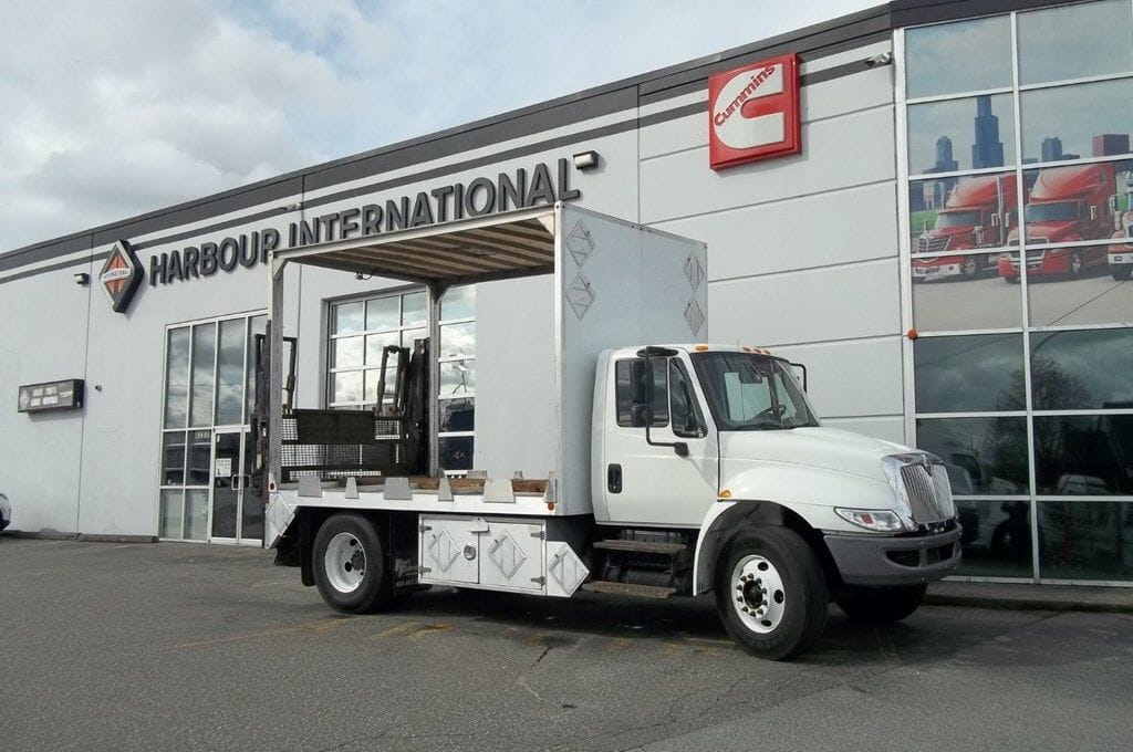 2018 International® Durastar 4x2