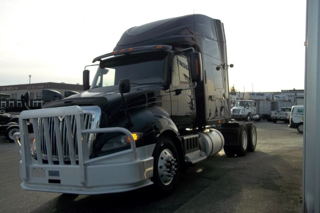 2017 International® Prostar 6x4