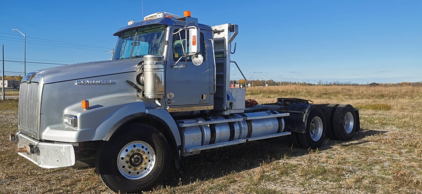 2020 Western Star 4900SA T/A Day Cab Heavy Spec