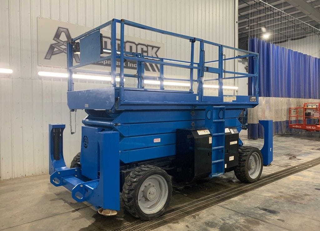 2014 Genie GS-4390RT Rough Terrain Scissor Lift