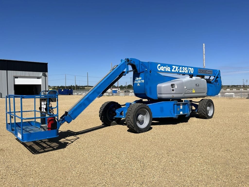 2014 Genie ZX-135/70 Articulating Boom Lift