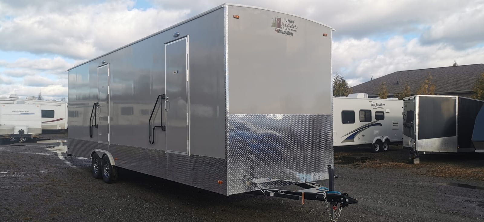 2024 30′ General Coach Washroom Trailer
